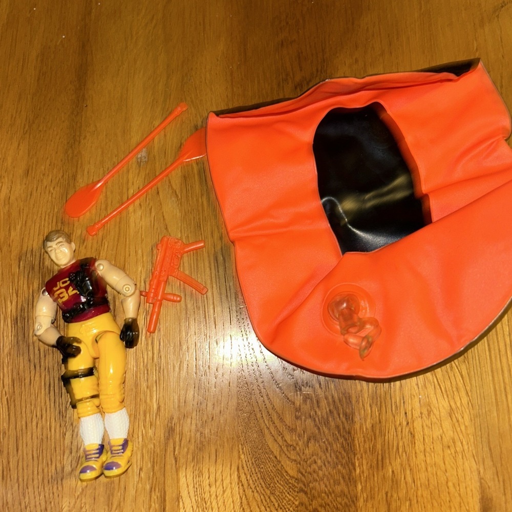 GI Joe Tracker Navy SEAL 1991 ARAH Action Figure w Inflatable Raft Boat